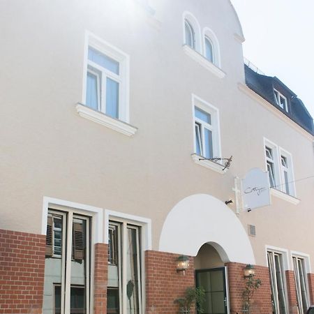ואלוף Cottage Rheingau Hotel מראה חיצוני תמונה